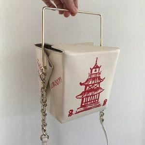 Kate Spade “Hello Shanghai Cruz” Crossbody